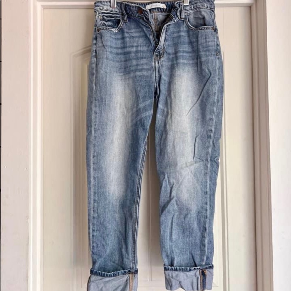 Carly Jean Los Angeles (off brand) boyfriend jeans